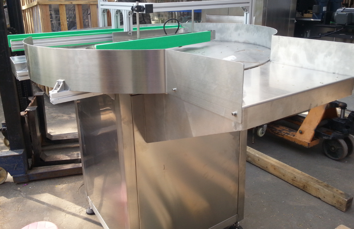 bottle unscrambler machines பாட்டில் unscramling equip.jpg