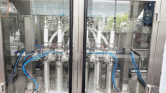 6 தலைகள் பெரிய கொள்கலன் 5 லிக்விட் ஃபில்லிங் கேப்பிங் இரட்டை பக்க