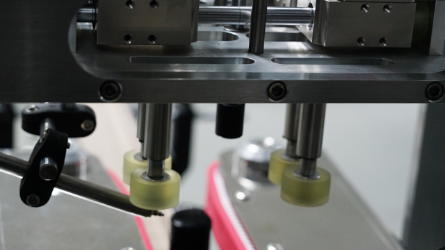 பாட்டில்களுக்கான கேப்பிங் இன்லைன்.jpg