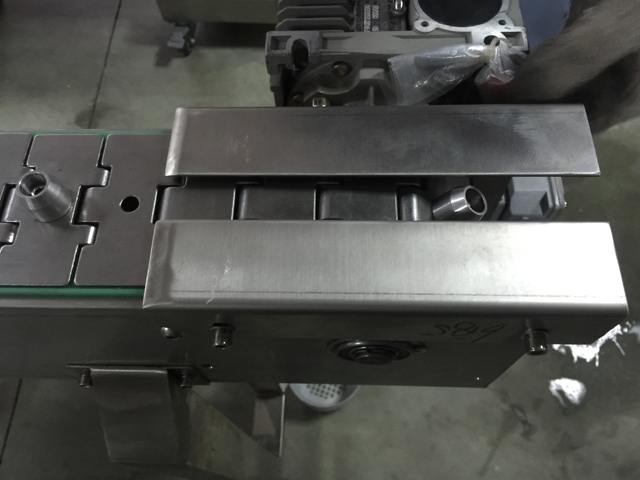 தானியங்கி தொப்பிகள் வீழ்ச்சி.jpg