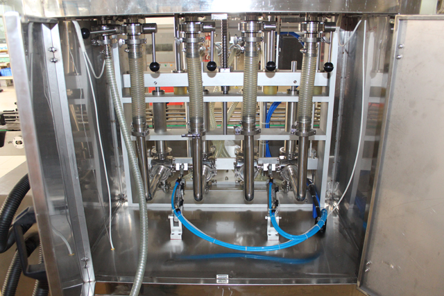 நிரப்பு இயந்திரம் 4 தலைகள் (2).JPG