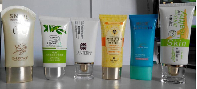 cosmetic tubes labeling samples ஒரு வரிசையில் குழாய்களுக்கான லேபிள்கள்.jpg