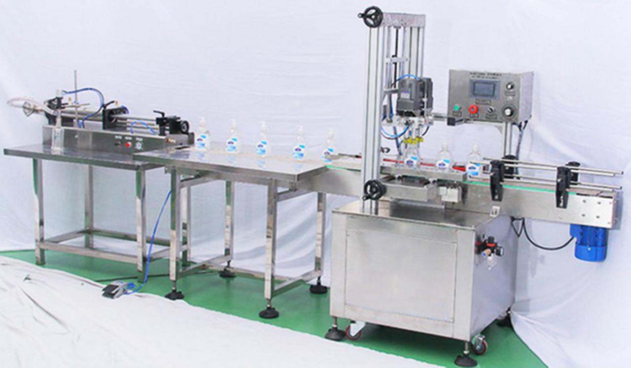 automatic screw capping machine இன்லைன் ஸ்க்ரூ கேப்பிங் machine.jpg