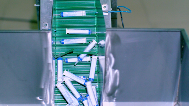 சிரிஞ்சிற்கான தூக்குதல்.jpg