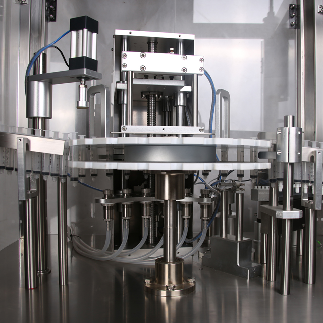 சிரிஞ்ச் நிரப்புதல் capper.jpg