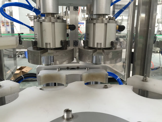 வெற்றிட கேப்பிங் இயந்திரம்.jpg