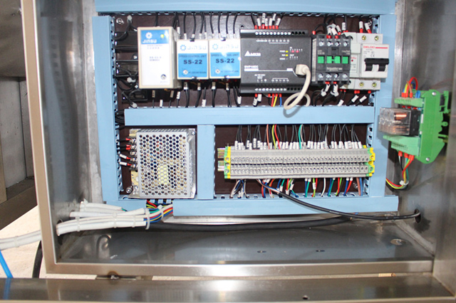 உள்ளே பாட்டில்கள் unscrambler.jpg