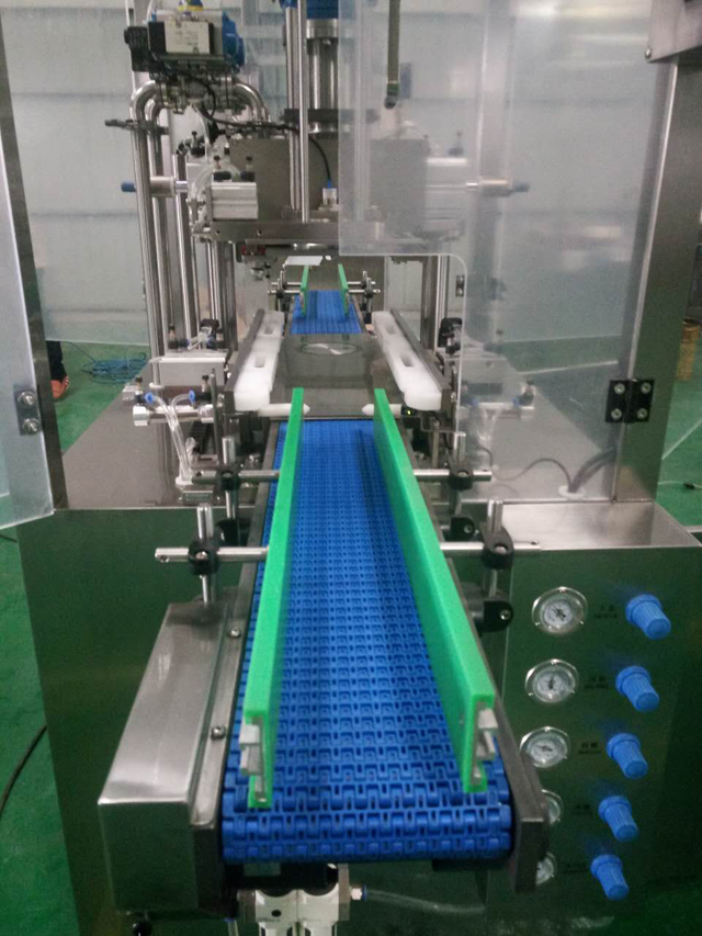 கேன்கள் பெல்ட் டெலிவரி.jpg