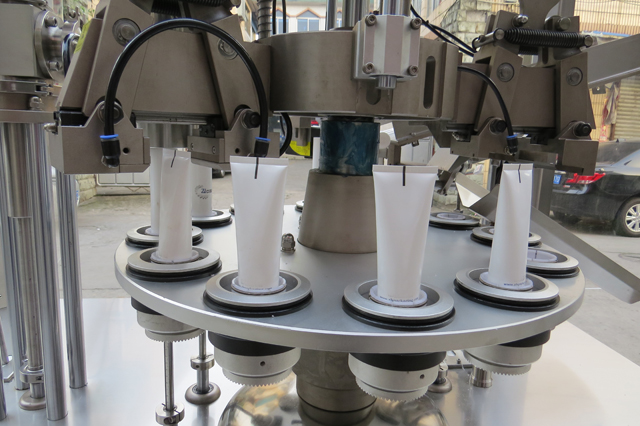 குழாய் நிரப்பு சீலர் line.jpg