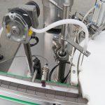 மின் திரவ கண் சொட்டு பெரிஸ்டால்டிக் பம்ப் மோனோபிளாக் நிரப்புதல் கேப்பிங் மெஷின்