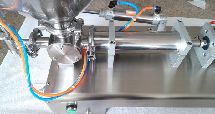 fully pneumatic filling machine part திரவ நிரப்பு இயந்திரங்கள்.jpg