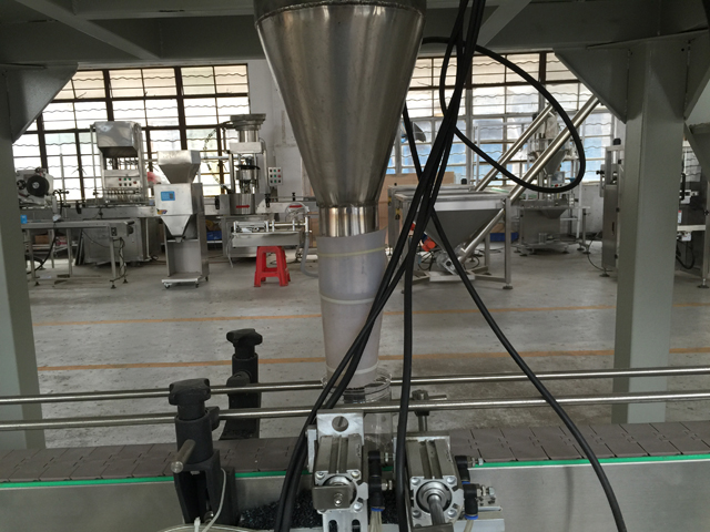 துகள்களுக்கான முனைகளை நிரப்புதல் filler.jpg