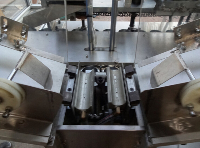 டியூப் ஹோல்டர்களுக்கான சரிவு.jpg