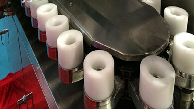 குழாய் வைத்திருப்பவர்கள்.jpg