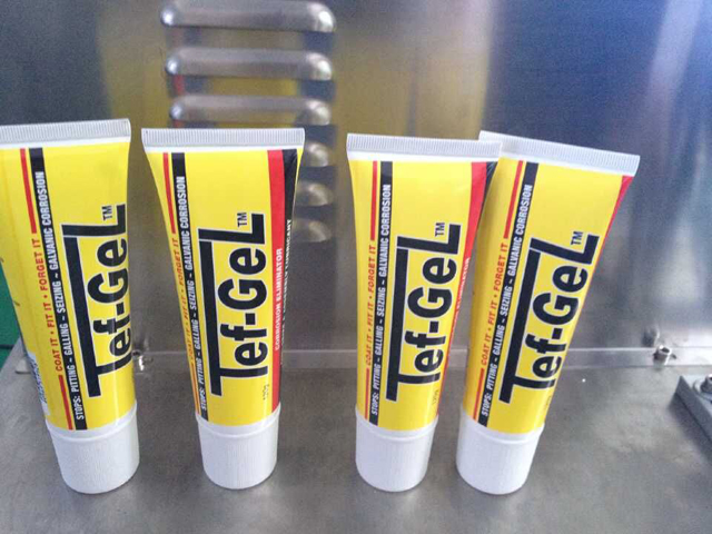 welding samples by ultrasonic tube sealer மீயொலி குழாய் sealer.jpg மூலம் வெல்டிங் மாதிரிகள்