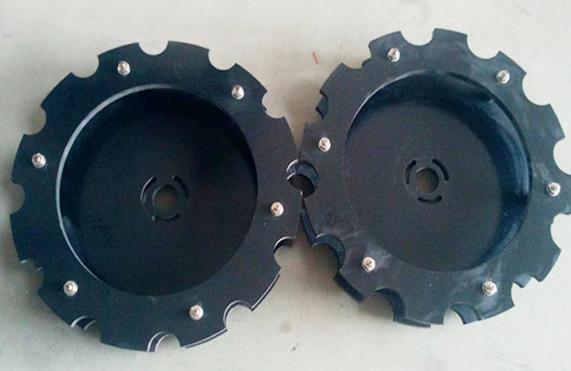 இயந்திரங்களை மூடுவதற்கான தொப்பிகள்.jpg