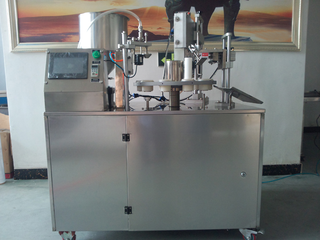 rotary filling sealing machine ultrasonic மீயொலி நிரப்புதல் சீலிங் machine.jpg க்கான நெருக்கமான ஷாட்
