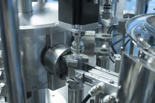 சிரிஞ்ச்கள் நிரப்பும் வரி (6).jpg