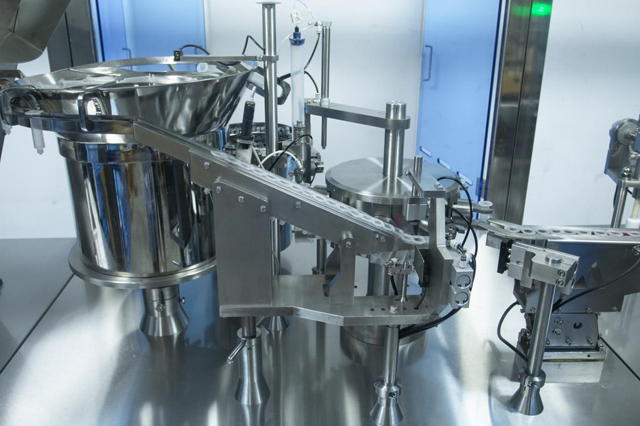 சிரிஞ்ச்கள் நிரப்பும் வரி (1).jpg