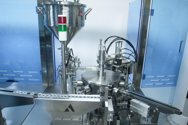 சிரிஞ்ச்கள் நிரப்பும் வரி (2).jpg