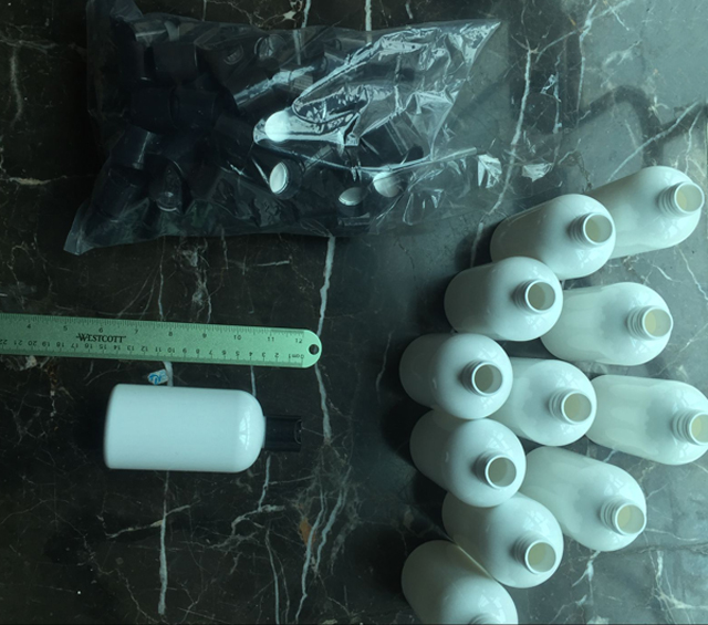 பாட்டில் மாதிரிகள் ஆண்ட்ரூ கல் 20160504 (5).jpg