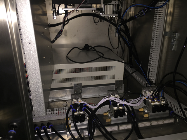 tubes filling sealing machine சீல் கருவி குழாய்களை நிரப்புவதற்கான மின்சார பெட்டிகள்.jpg