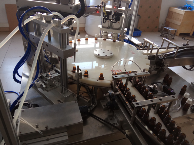 அத்தியாவசிய எண்ணெய்