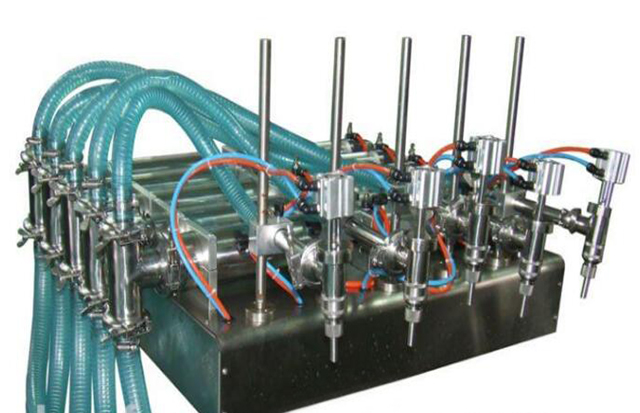 4 தலைகள் நிரப்பு.jpg