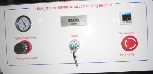 control panel from vacuum capping machines வெற்றிட கேப்பிங் இயந்திரங்களின் குழு.jpg