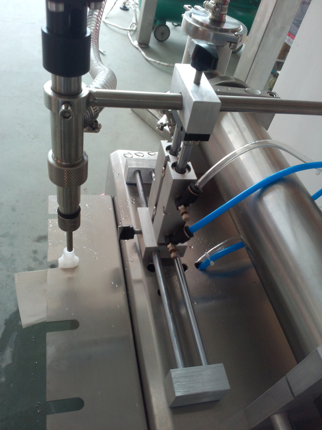 இயந்திரங்களுக்கான துருப்பிடிக்காத எஃகு.jpg