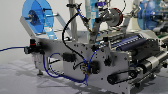 இயந்திரங்களை லேபிளிங்கிற்கான பக்கவாட்டு படங்கள்.jpg