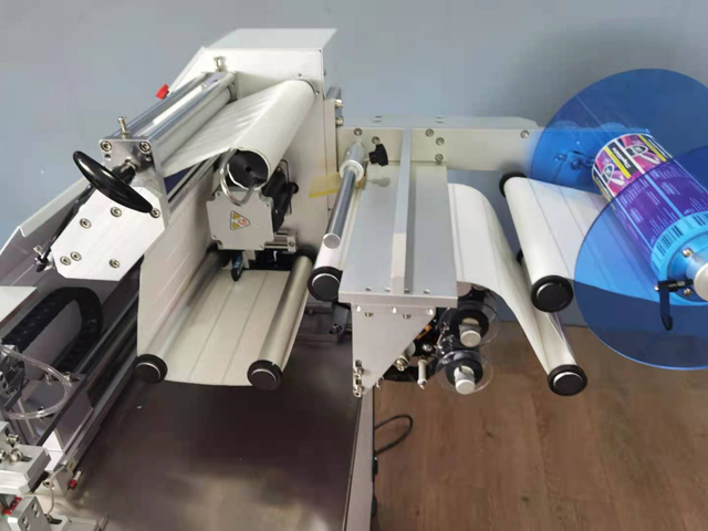 இயந்திர லேபிளிங் தொத்திறைச்சி (3).jpg