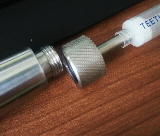 சிரிஞ்ச் தலைக்கு பொருத்துதல்.jpg