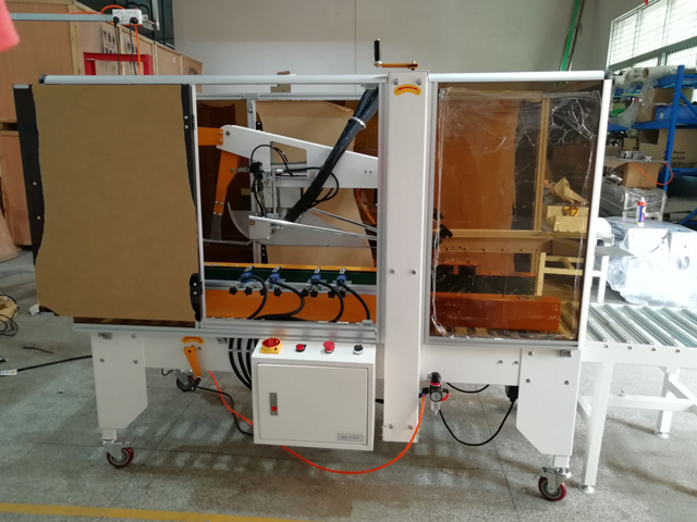 சூடான உருகும் பசை சாதனத்துடன் கூடிய அட்டைப்பெட்டி சீலர் (1).jpg