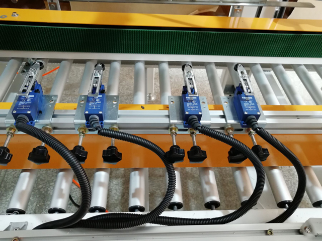 பசை தெளிப்பு switch.jpg