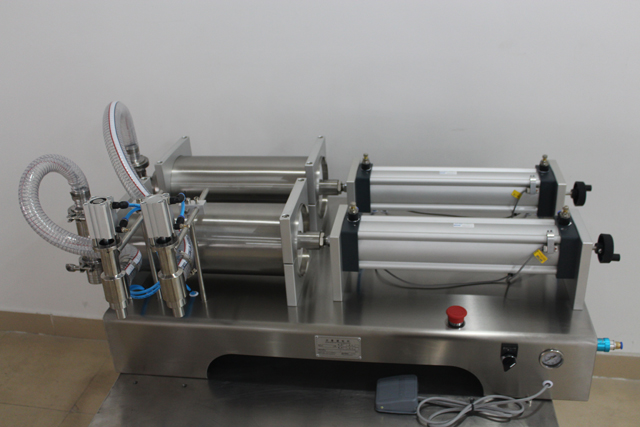 நியூமேடிக் ஃபில்லர் மெஷினரி செமி ஆட்டோமேட்டிக்.jpg