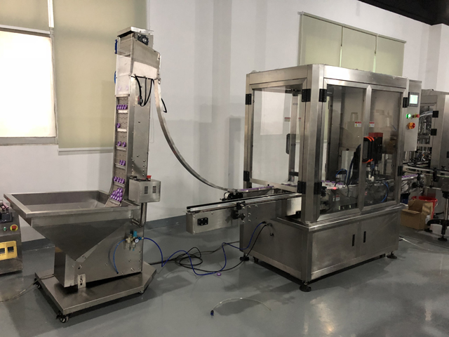 கேப்பிங் மெஷின் ஒப்பனை இயந்திரங்கள்.JPG